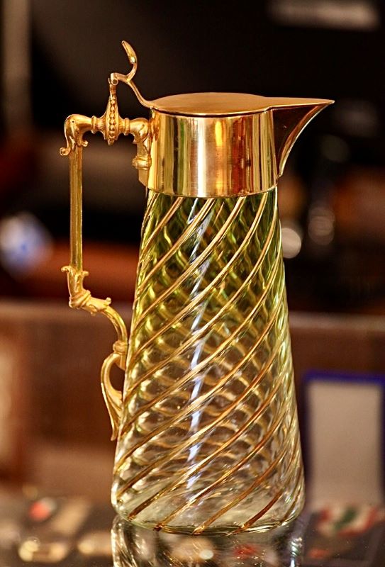art deco / antique - carafe